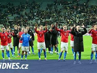 Ukrajina - Česko 1:1, fotbalisté vedli, i remíza je posílá do čela skupiny