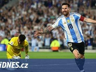 Messi dominoval v kvalifikaci MS proti Bolívii, Argentině pomohl hattrickem