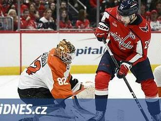 Washington si poradil s Philadelphií, Ovečkin dotahuje Gretzkého