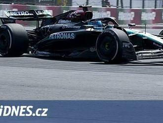 První trénink formule 1 v Mexiku pro Russella, druhý byl Sainz