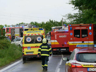 Pri nehode na výpadovke z Bratislavy na Senec zomrel motorkár