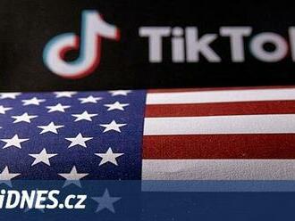 TikTok čelí v USA novým žalobám. Viní ho z poškozování duševního zdraví mladých