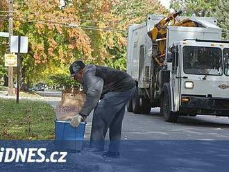 Umělou inteligenci už mají i popeláři. Pomáhá se správnou recyklací