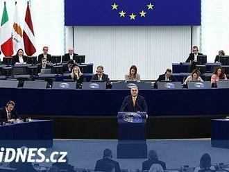 Horká debata jako už dlouho ne. Čeští europoslanci reagují na Orbánovo vystoupení