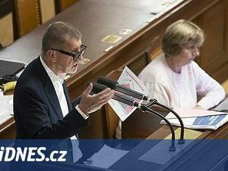 Naše země pod Fialovou vládou nevzkvétá, řekl Babiš. Urážel Michálka