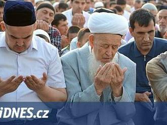 Uzbekistán vytáhl do boje proti vousáčům, režim se bojí radikálního islámu