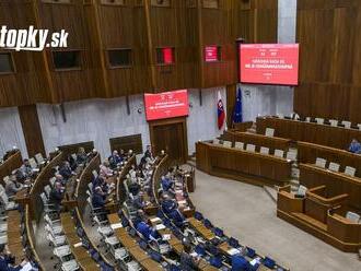 Poslanci v stredu pokračujú v diskusii o konsolidačnom balíku