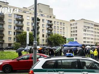 Nespokojní policajti opäť protestovali pred rezortom vnútra: Pripomenuli svoje požiadavky