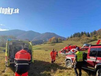 Vo Vrátnej zasahovali horskí záchranári: Poľského turistu do nemocnice odvážal vrtuľník