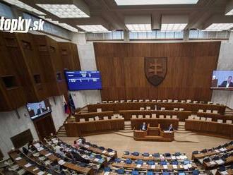 Poslanci opäť neboli uznášaniaschopní, poobedňajšie hlasovanie sa nekonalo