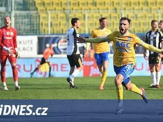 Teplice - Budějovice 5:2, sedm branek v duelu nejhorších, domácím se ulevilo