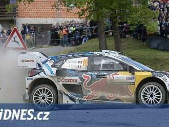 Vstup do Japonské rallye vyšel nejlépe Fourmauxovi, lídr MS Neuville je pátý