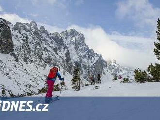 Největší skiareály na Slovensku zpoplatní vstup skialpinistů na sjezdovky