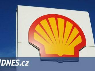 Shell nemusí drasticky snižovat emise uhlíku. Aktivisté u soudu v Haagu neuspěli