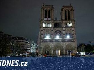 Notre-Dame se po požáru znovu otevře veřejnosti. Vstupné se vybírat nebude