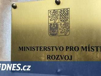 Portál stavebníka je mimo provoz. Na nápravě pracujeme, hlásí ministerstvo