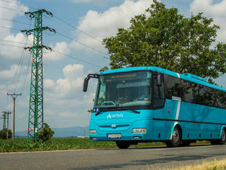 V autobuse Arrivy je nahlásená bomba, polícia prehľadáva vozidlá v piatich okresoch