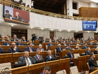 Poslanci odklepli štátne dlhopisy, odpustky za pandémiu sú v druhom čítaní. Sadzby za priestupky sa menia