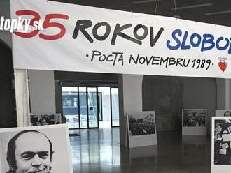 Slovensko si pripomína 17. november: Spomienkové podujatia organizujú v 21 mestách občianski aktivisti