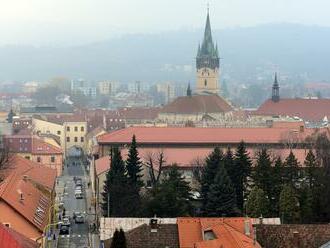 Dominanty Prešova v tento deň zahalia do purpurovej farby: Stojí za tým silný význam