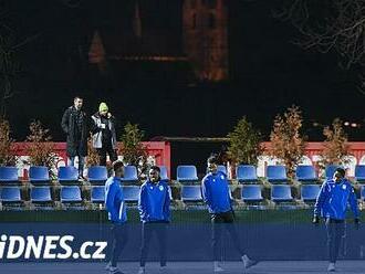 Show začíná, Plzeň svítí červeno-modře. V Evropské lize hostí Manchester United