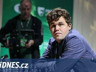 Carlsen navlékl džíny a dostal pokutu. Z principu pak odstoupil z MS