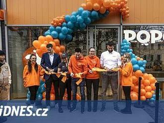 Popeyes počtvrté v Česku. Fastfood otevřel další pobočku na pražském Andělu