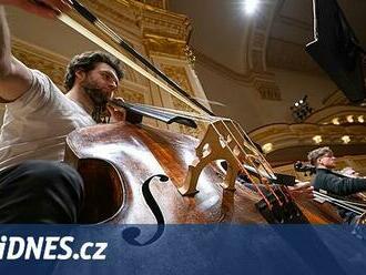 Jak se České filharmonii daří v Carnegie Hall? Podívejte se na koncert