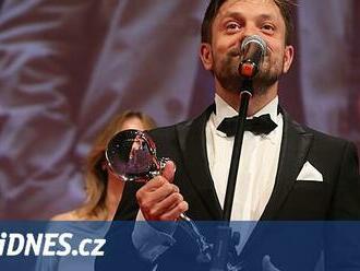 Mádl vykročil k Oscarům. Drama Vlny je v užším výběru zahraničních kandidátů