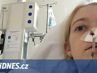 Nemocnice ji předávkovala, ale za smrt matky dvou dětí nemůže, míní koroner