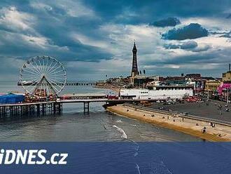 Černá perla Británie umírá. Blackpool lákal turisty, teď je obrazem zmaru