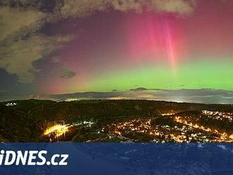 Slunce k Zemi vyslalo erupci, polární záři vykouzlí i nad Českem