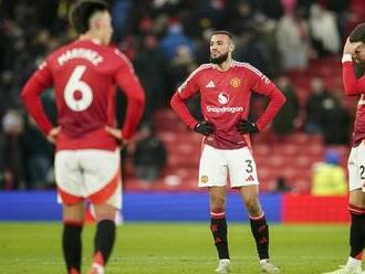 Chelsea nečakane zakopla. Výsledkový výbuch Manchestru United na Old Trafforde