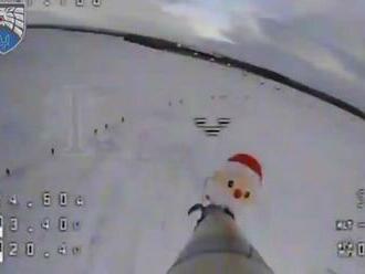 VIDEO: Santa Claus na ukrajinskom drone zmasakroval Severokórejčanov