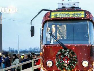 Významný deň! VIDEO Po novej trati v Petržalke prešla prvá skúšobná električka