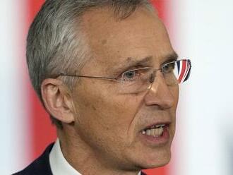 Bývalý šéf NATO Stoltenberg to povedal bez okolkov: Ak chce Ukrajina mier, musí...