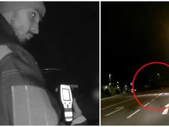 VIDEO Policajti zastavili opitú vodičku: Vypočujete si ich ROZHOVOR, nebudete veriť! Šialené, čo za sebou ťahala