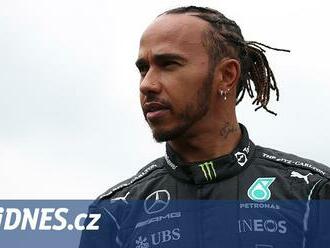 Největší přestup posledních let potvrzen. Hamilton zamíří z Mercedesu do Ferrari