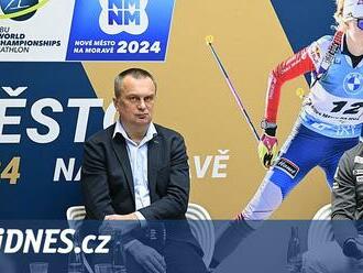 Komplikace v Novém Městě. Silný vítr zrušil tréninky před začátkem MS