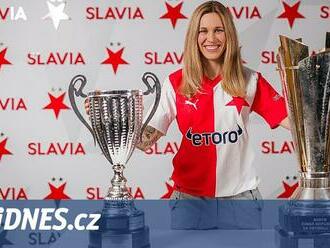 POHLED: Svitková zpět ve Slavii. Vzpruha pro ženský fotbal. Přiláká fanoušky?