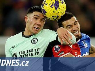 Chelsea v nastavení vybojovala vítězství na hřišti Crystal Palace