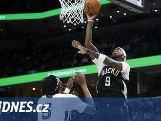 Milwaukee v NBA překvapivě prohrálo v Memphisu, Minnesota dál vládne západu