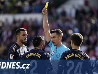 Real podruhé v sezoně pouze remizoval s Vallecanem, utkání dohrával v deseti