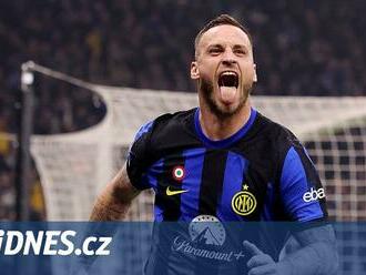 Inter doma zdolal houževnaté Atlético, Dortmundu zkazil radost de Jong