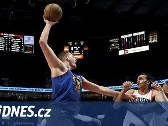 Jokič zaznamenal v NBA druhý triple double po sobě a pomohl Denveru k výhře