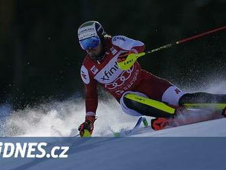 Feller vyhrál slalom SP v Palisades Tahoe, malý glóbus má na dosah