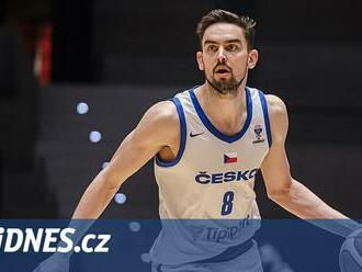 Satoranský vykouzlil double double, Češi v kvalifikaci o EuroBasket zdolali Brity