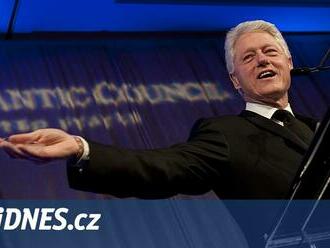 Clinton míří do Prahy. Bývalý americký prezident připomene cestu ČR do NATO