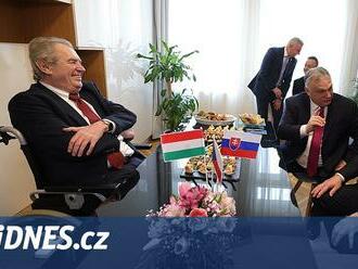 Premiéři V4 u prezidentů. Orbán s Ficem u Zemana, Tusk zamířil za Pavlem