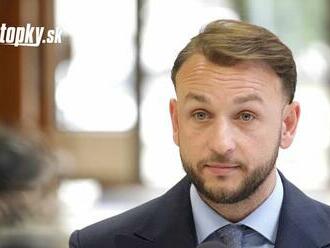 Bezpečnosť v školách je prioritou, uvádza minister vnútra Šutaj Eštok